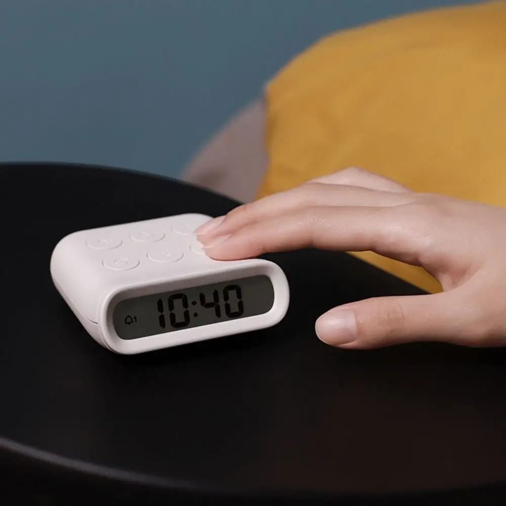Electronics And Gadgets With A - ギフトクリエイティブ小型目覚まし時計電池式シンプルな調理タイマーミニポータブル電子目覚まし時計キッチンガジェット